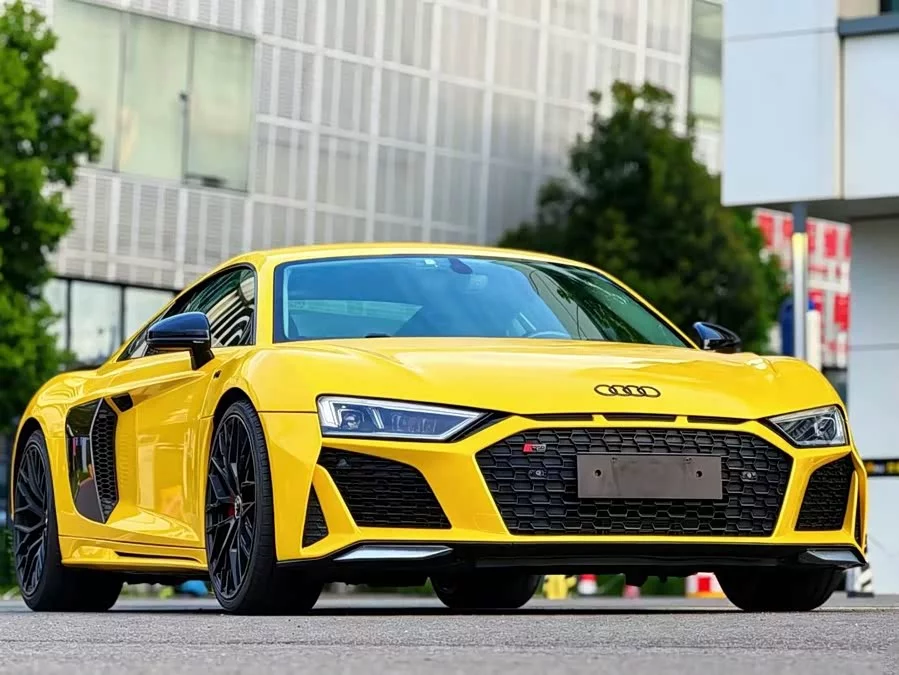 Audi R8
