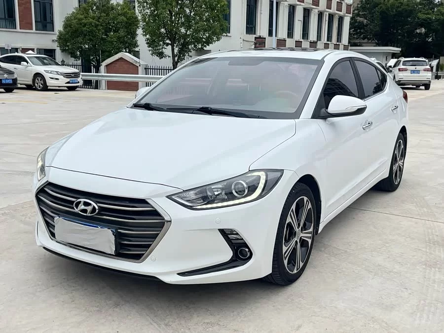 Hyundai elantra