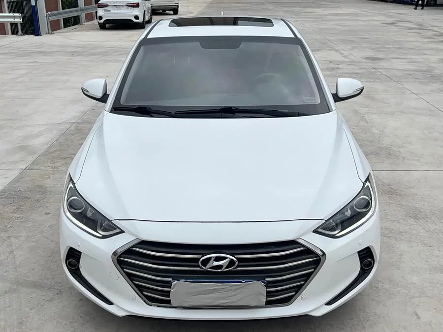 Hyundai elantra