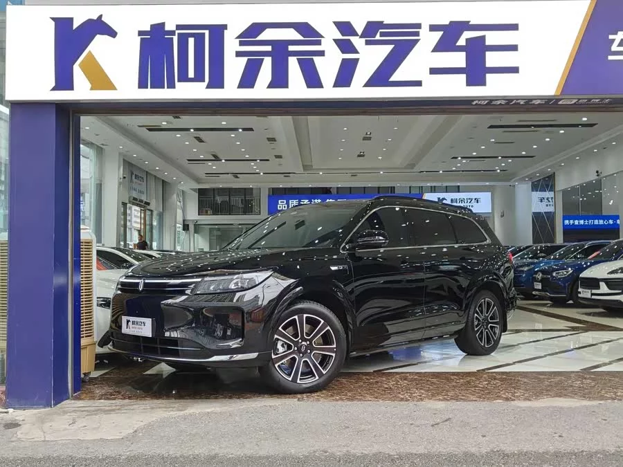 AITO Wenjie M7