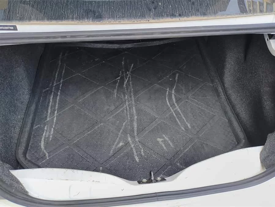 Peugeot 301