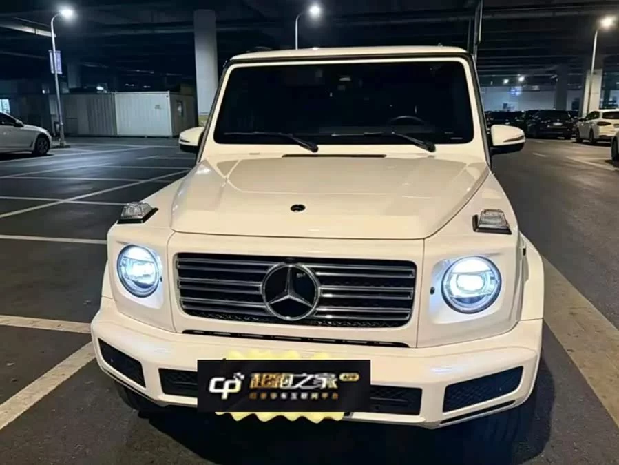 Mercedes Benz G-rated
