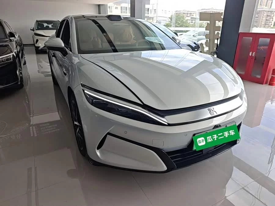 BYD Han L