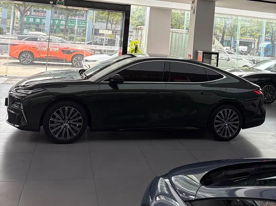 Geely Galaxy Star 8