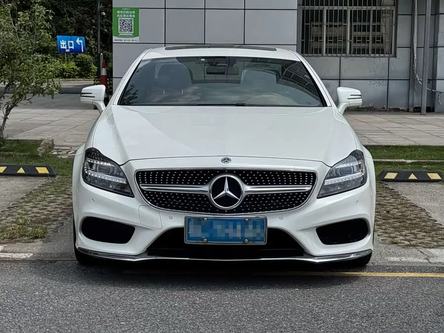 Mercedes Benz CLS