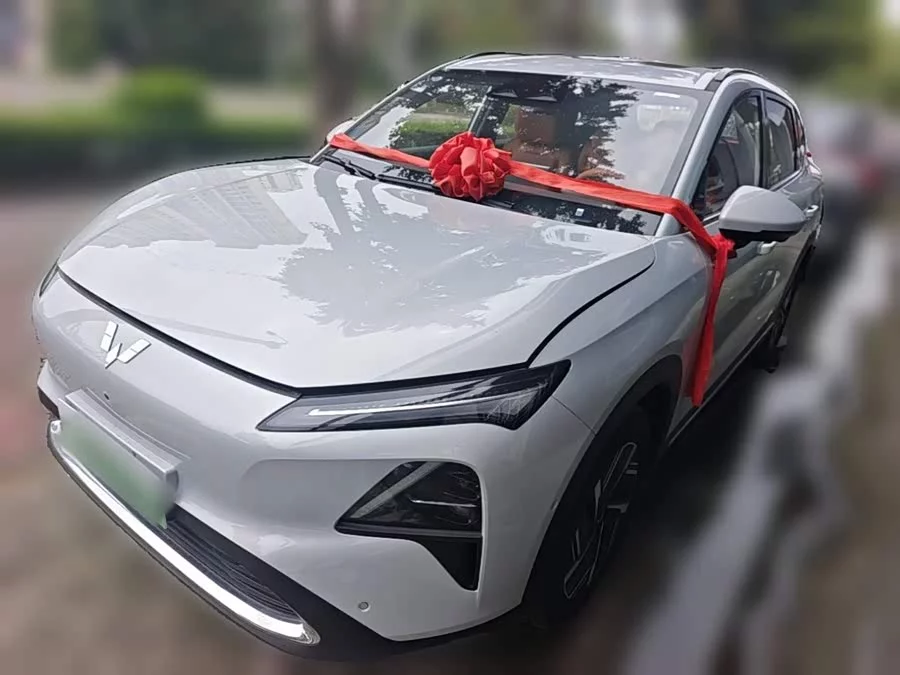 Wuling Starlight S