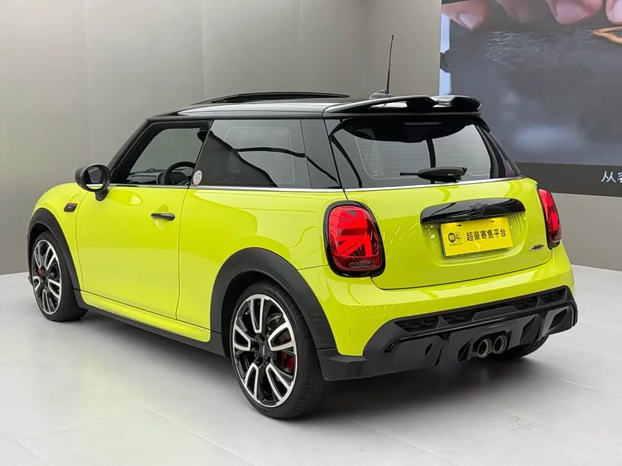 MINI JCW