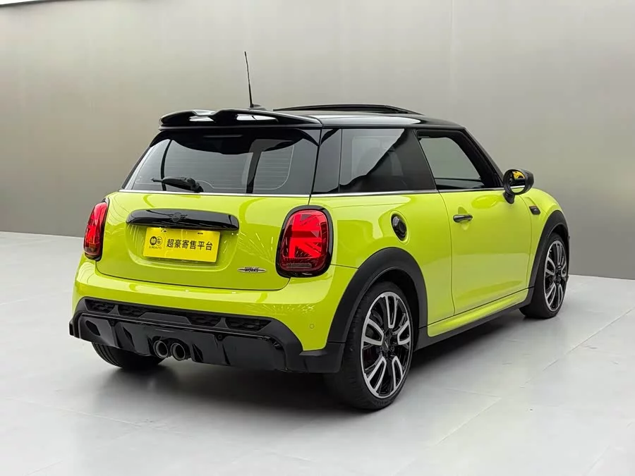 MINI JCW
