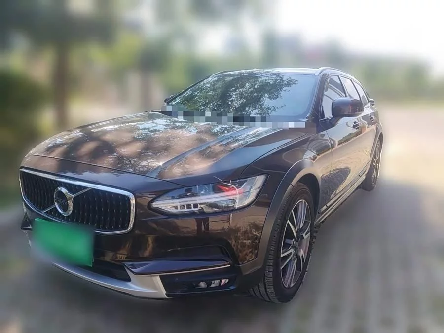 Volvo V90