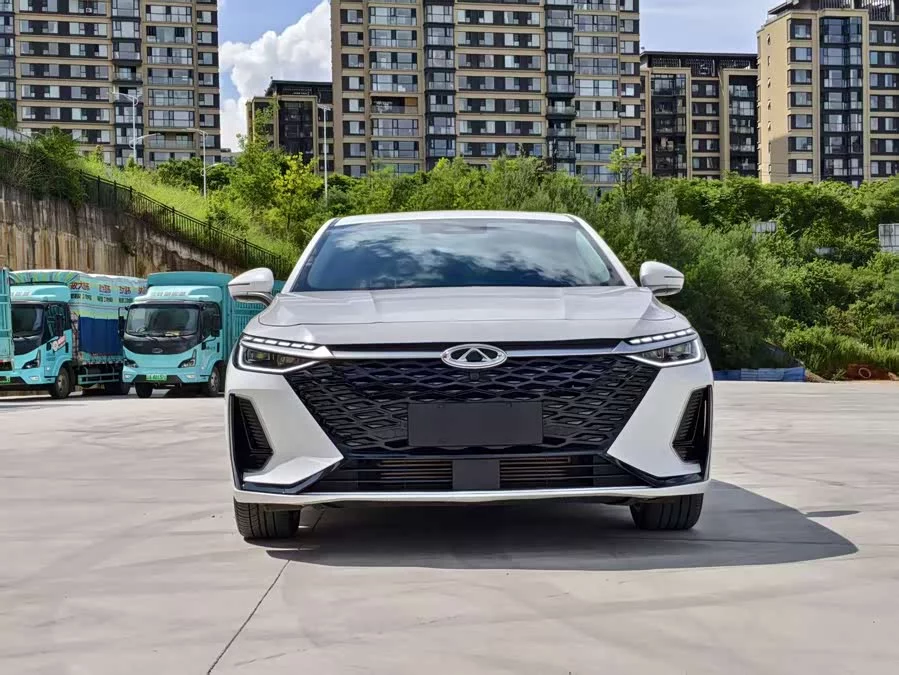 Chery Arrizo 8