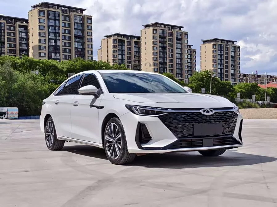 Chery Arrizo 8