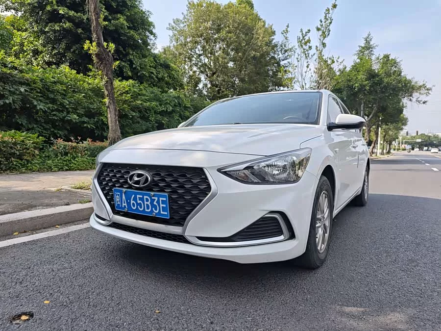 Hyundai Elantra / Celesta