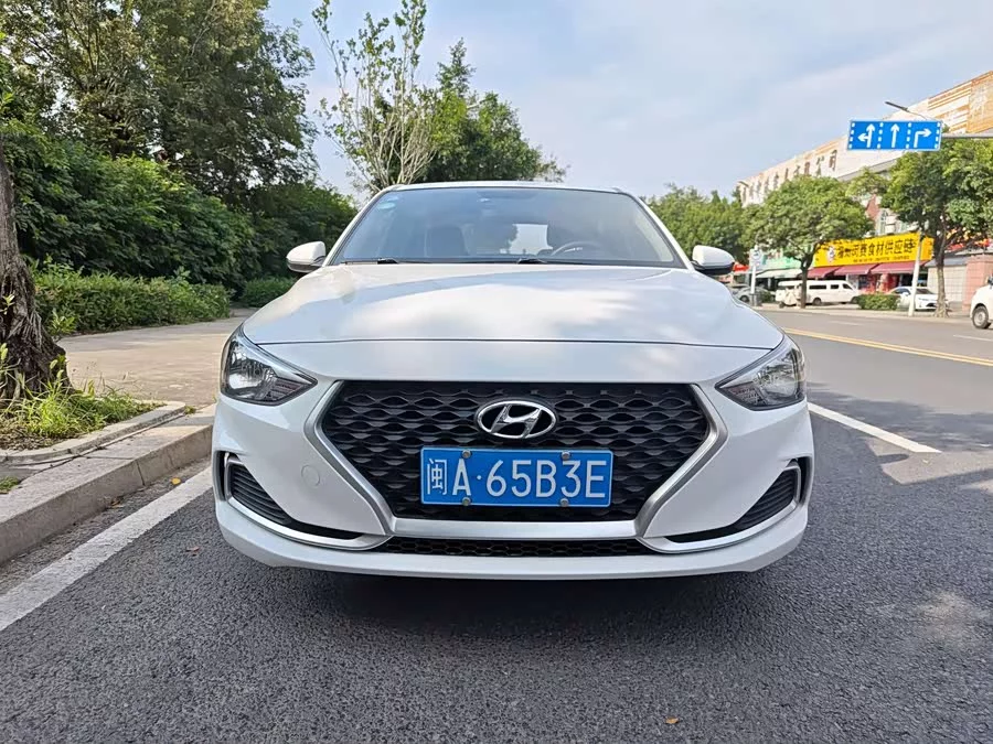 Hyundai Elantra / Celesta