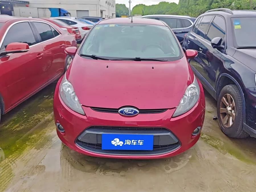 Ford Carnival