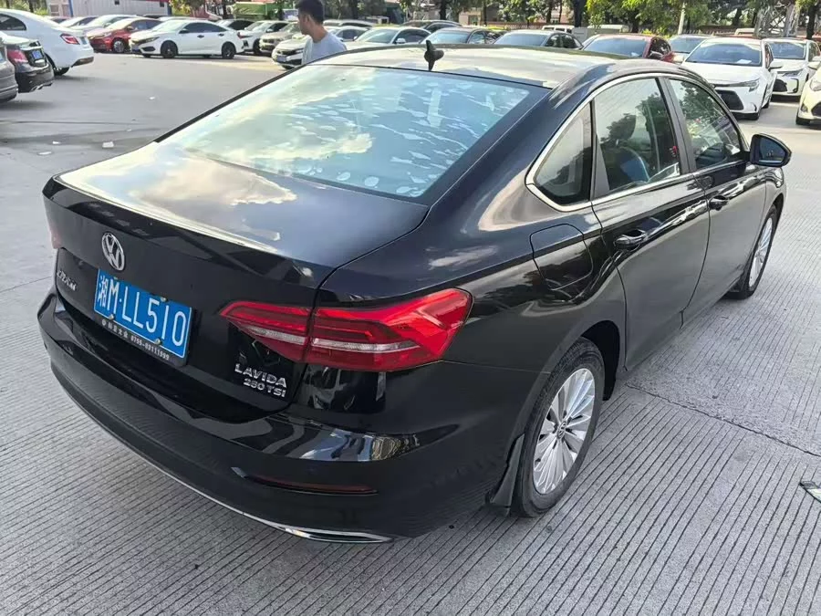 Volkswagen Lavida