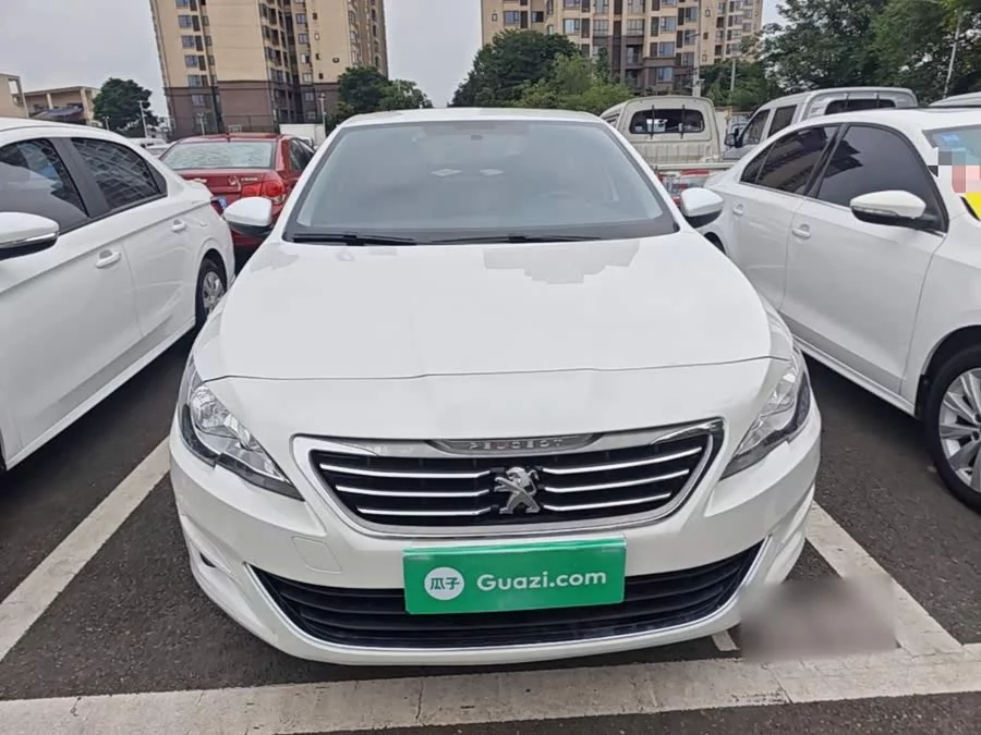 Peugeot 408