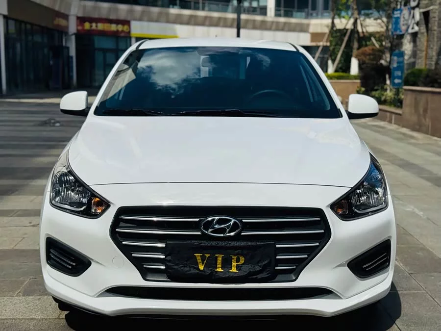 Hyundai Rena