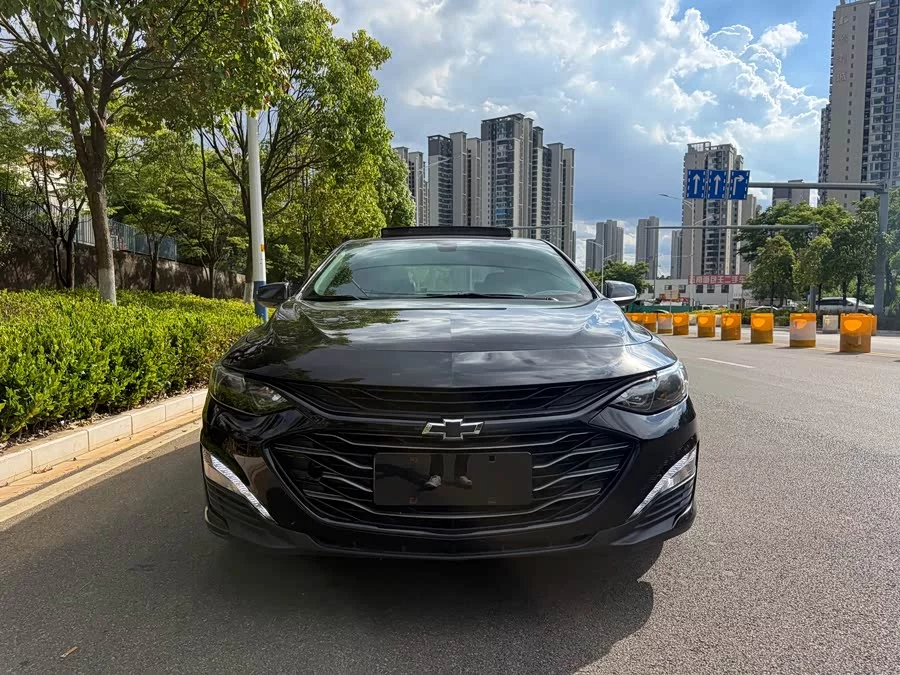 Chevrolet Malibu XL