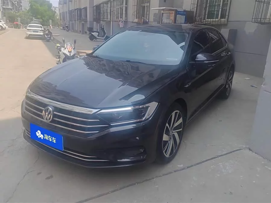 Volkswagen Sagitar