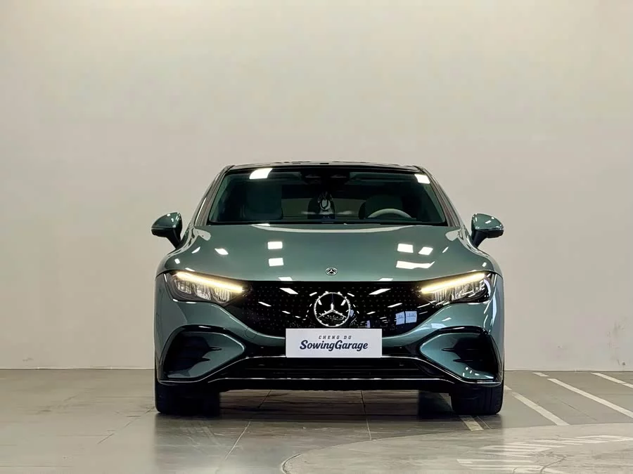 Mercedes Benz EQE