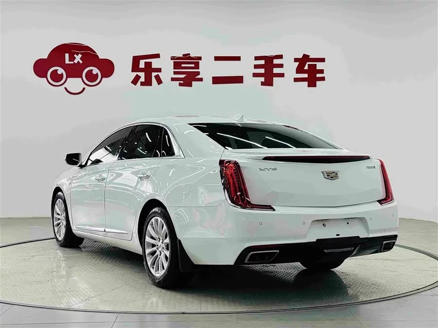 Cadillac XTS