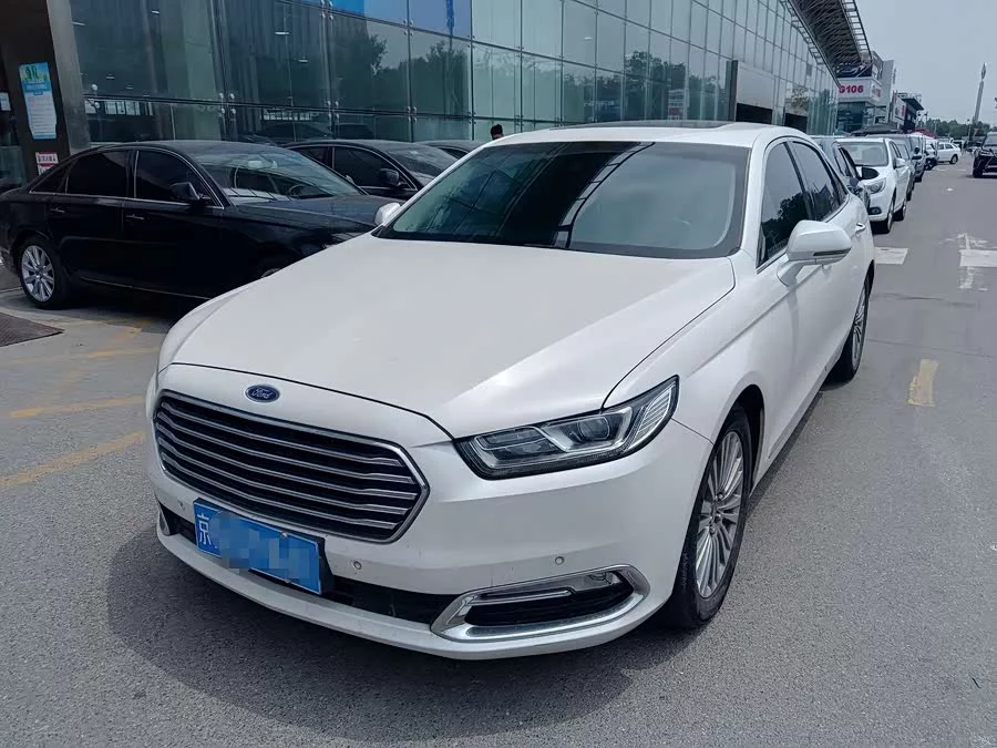 Ford Taurus