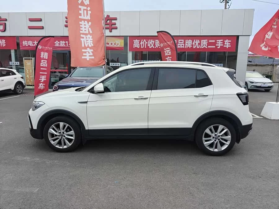 Volkswagen T-Cross (Tukai)