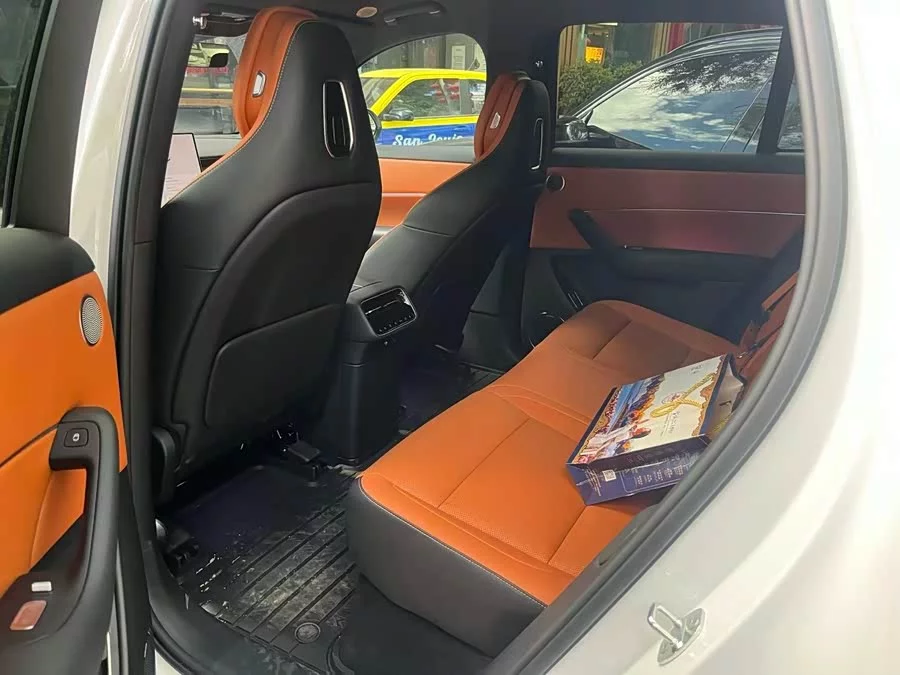 AITO Wenjie M6