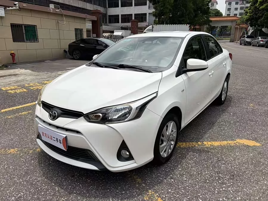 Toyota YARiS L Enjoy