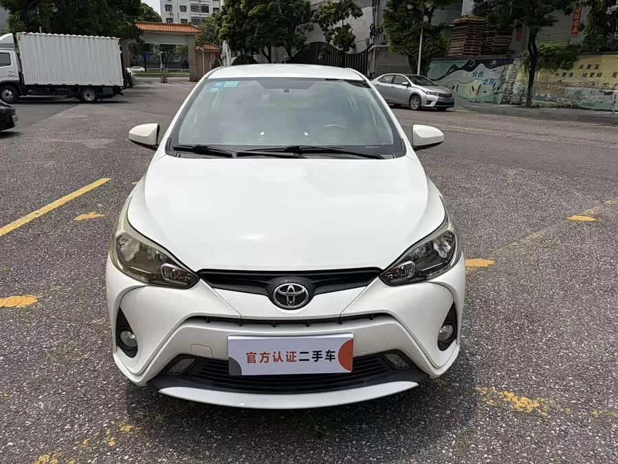 Toyota YARiS L Enjoy