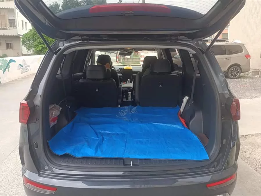 Hyundai Custo