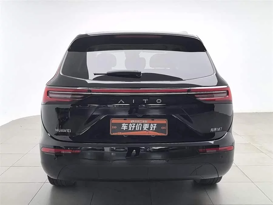 AITO Wenjie M7