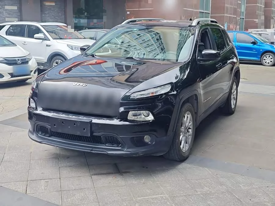 Jeep Cherokee