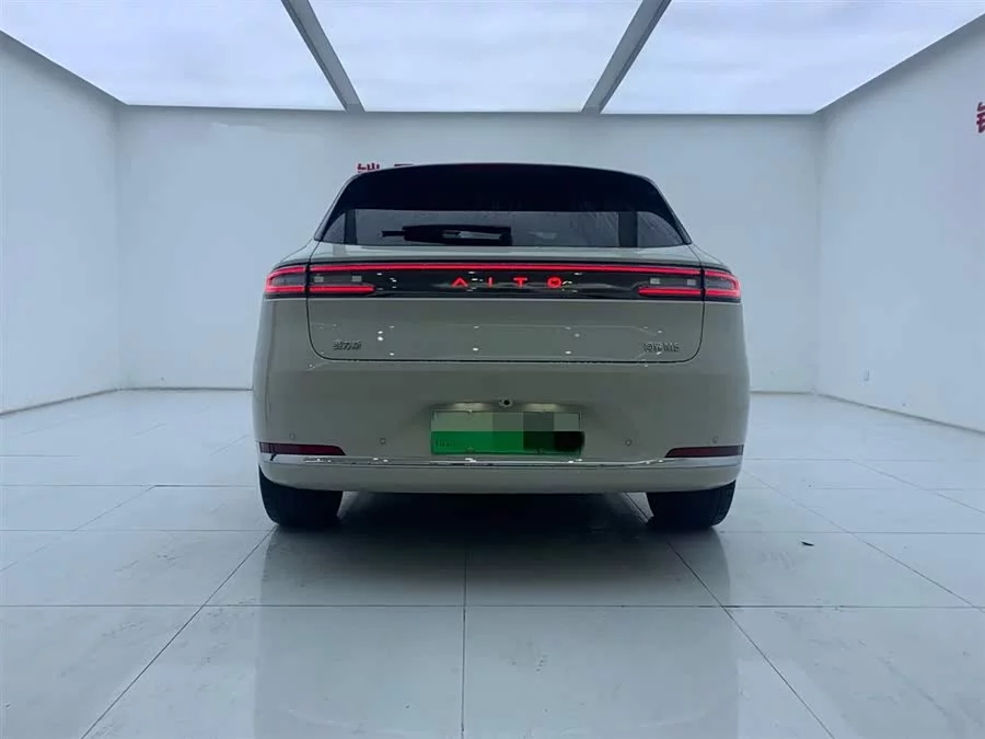 AITO Wenjie M5