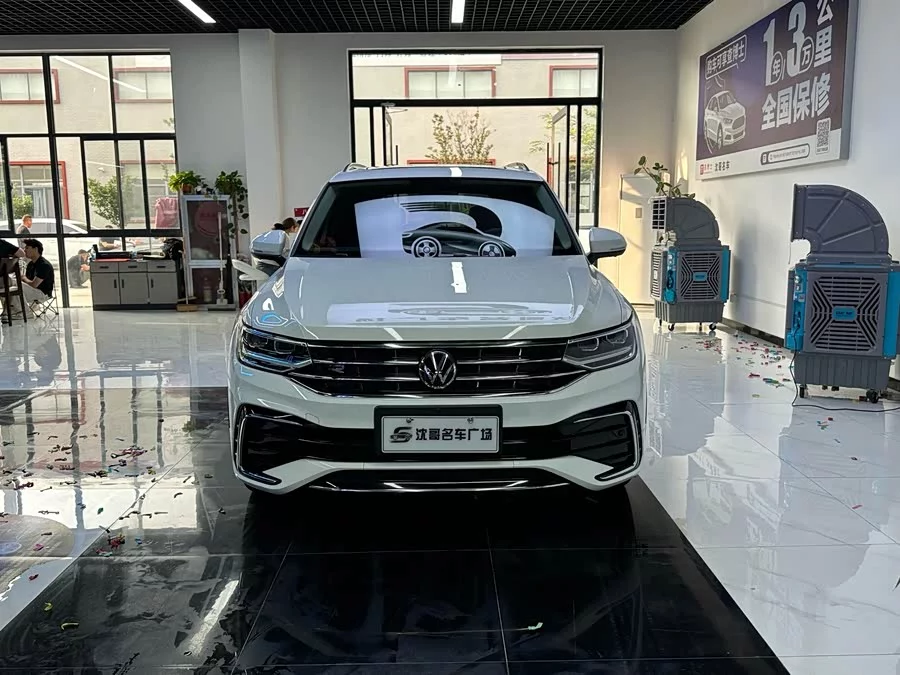 Volkswagen Tiguan L