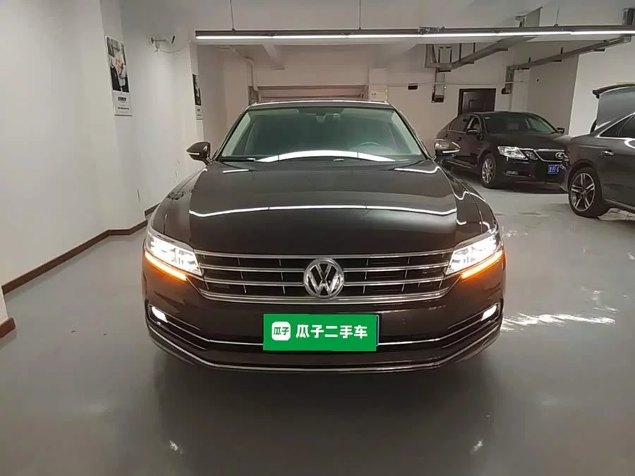 Volkswagen Phaeton / Phideon