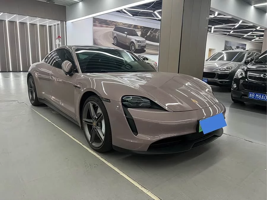 Porsche Taycan