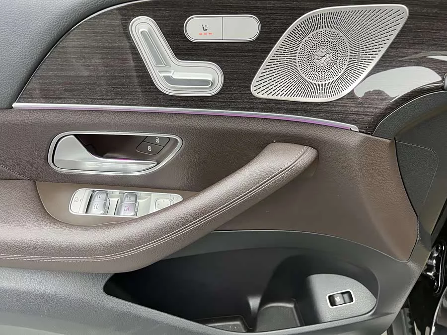 Mercedes Benz GLE (Imported)