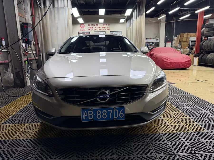 Volvo S60