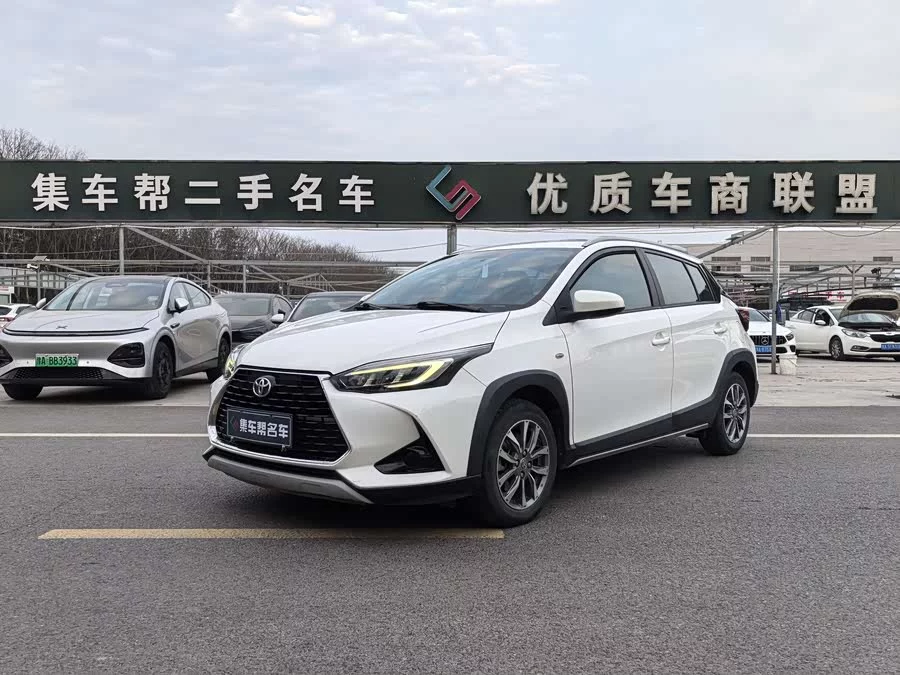 Toyota YARiS L