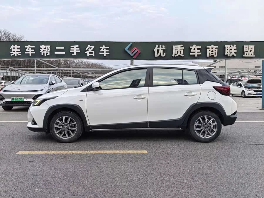 Toyota YARiS L