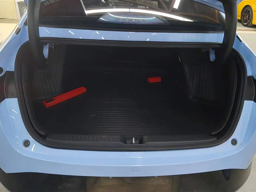 Xpeng P5
