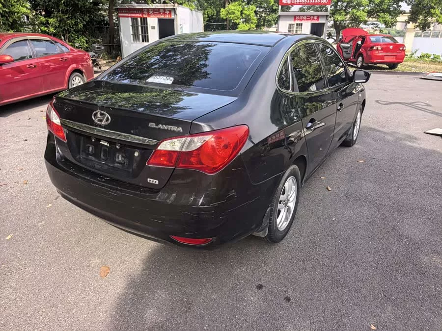 Hyundai Elantra / Celesta