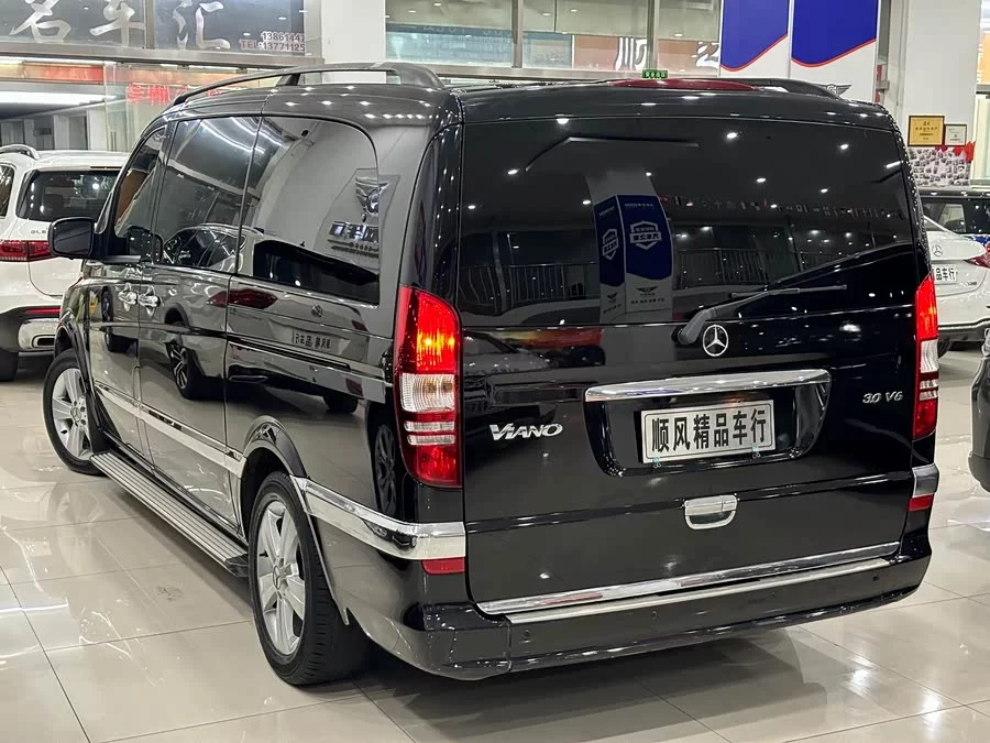 Mercedes Benz Viano
