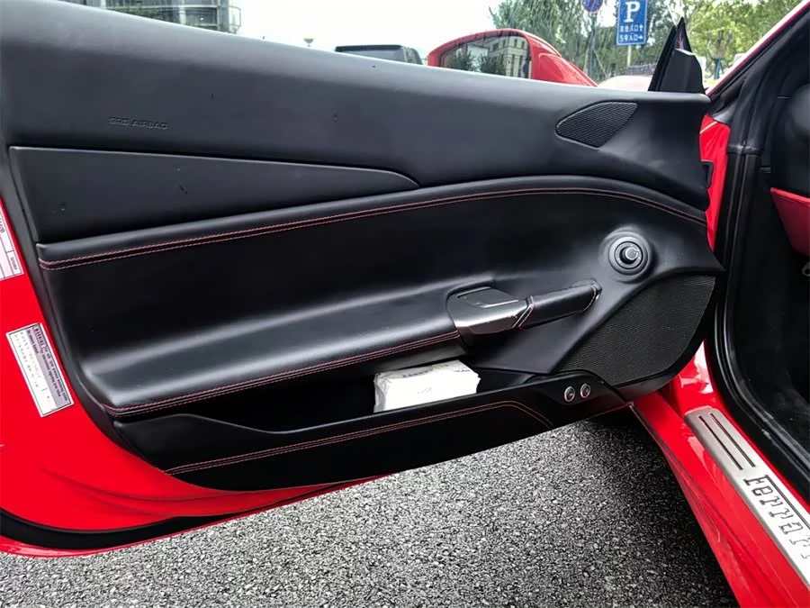 Ferrari 488