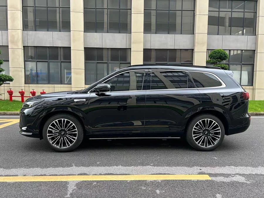 AITO Wenjie M7