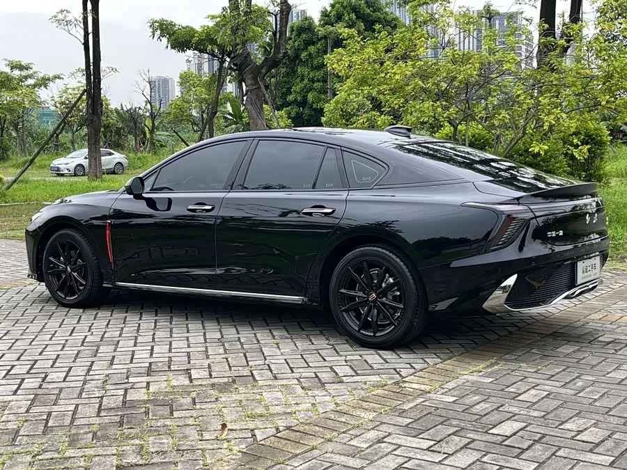 Hongqi H6