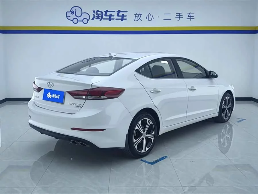 Hyundai elantra