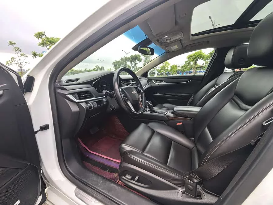 Cadillac XTS