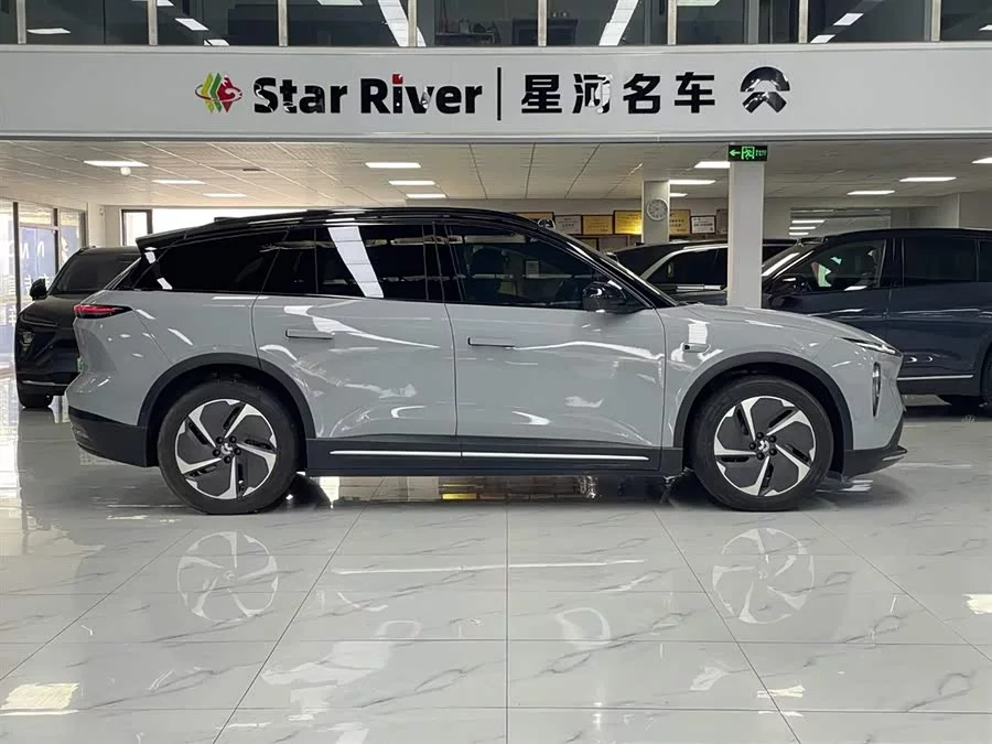 NIO ES6